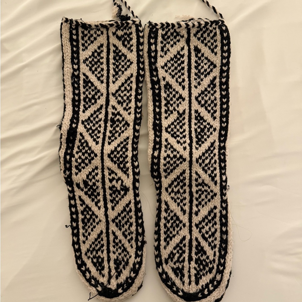 Handwoven Black and Cream Patterned Slippers